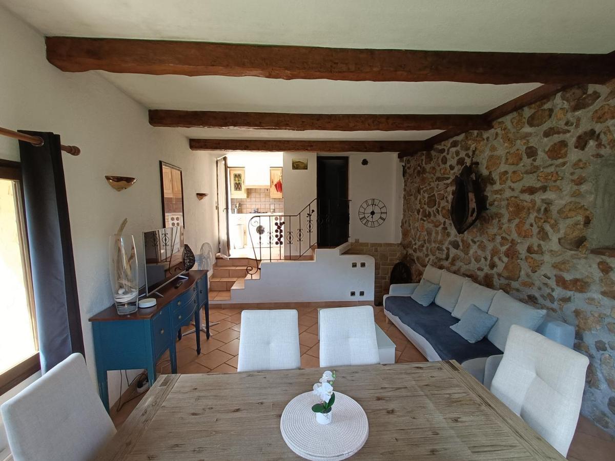 Appartement Privatise Dans Maison Utelle Экстерьер фото